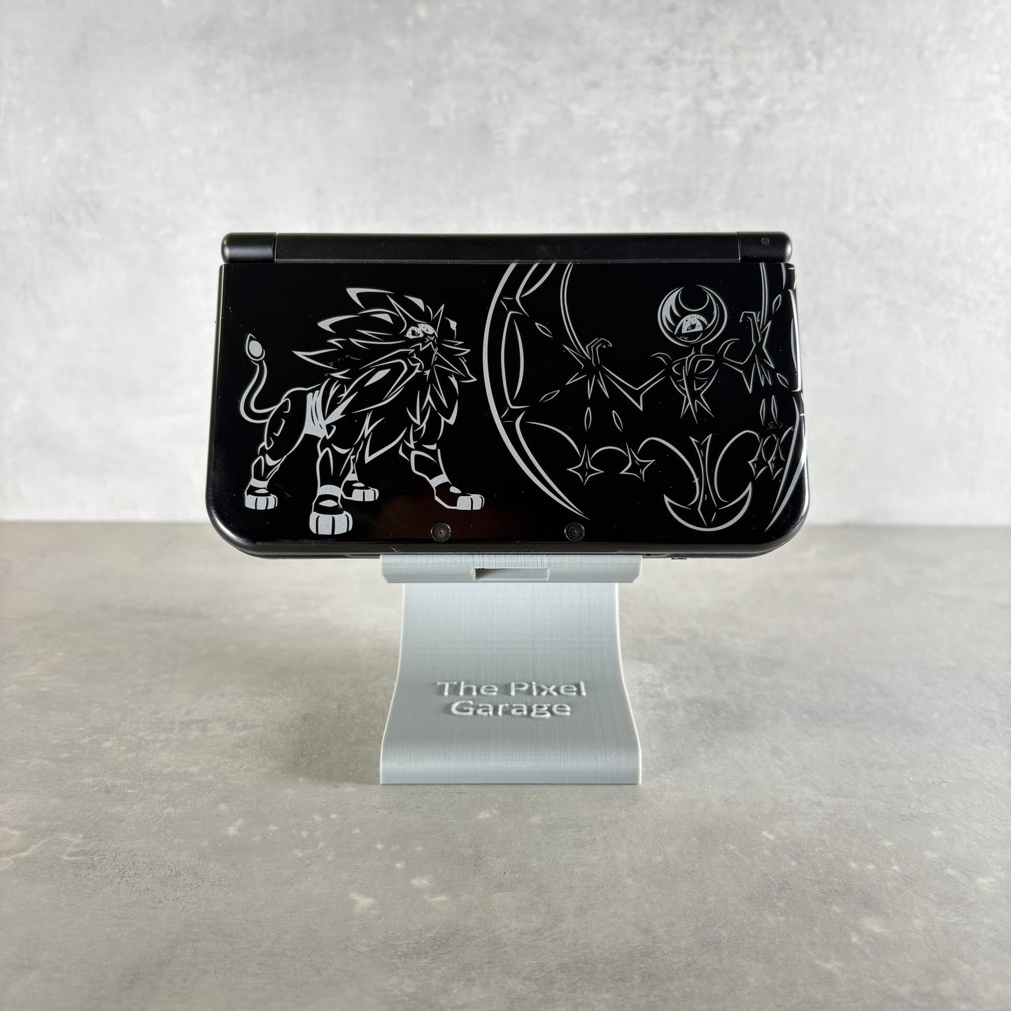 New Nintendo 3ds XL Solgaleo E Lunala Edition Nero + Caricatore