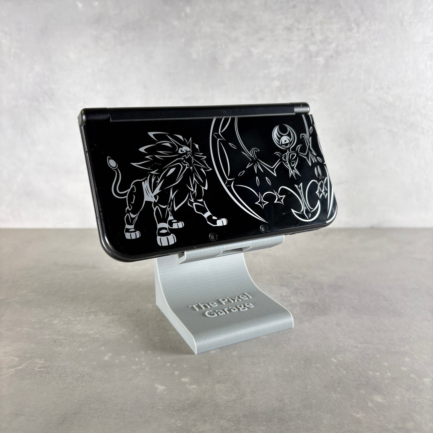 New Nintendo 3ds XL Solgaleo E Lunala Edition Nero + Caricatore