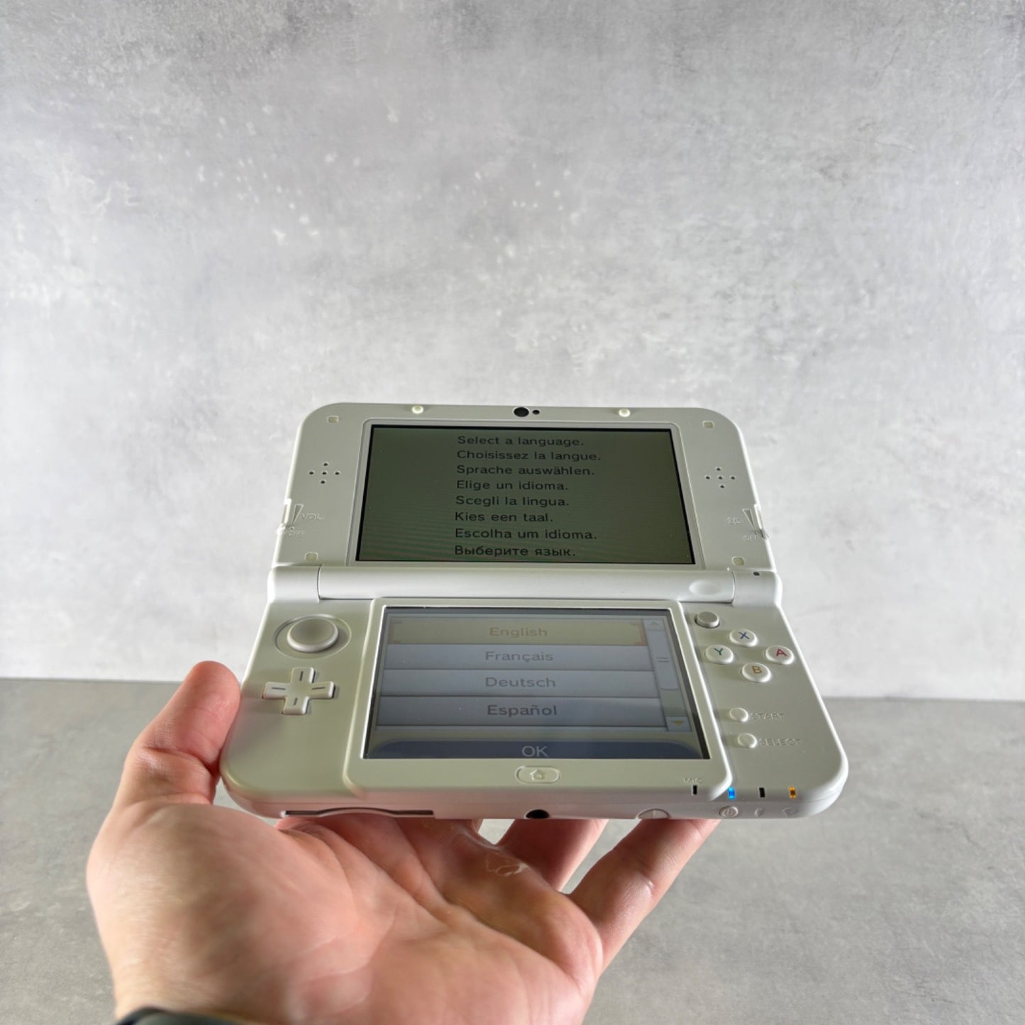 NEW NINTENDO 3DS XL CONSOLE Bianco + Caricatore