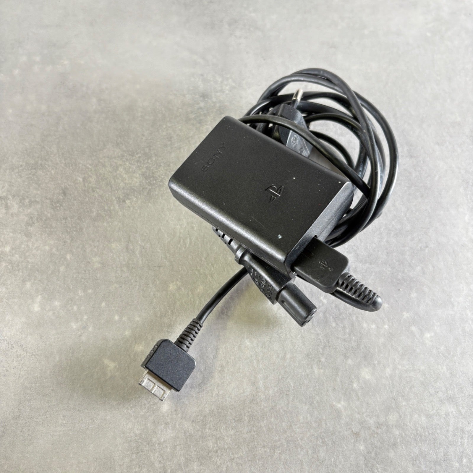 Sony PS VITA OLED PCH-1004 Nero  Console + Caricatore