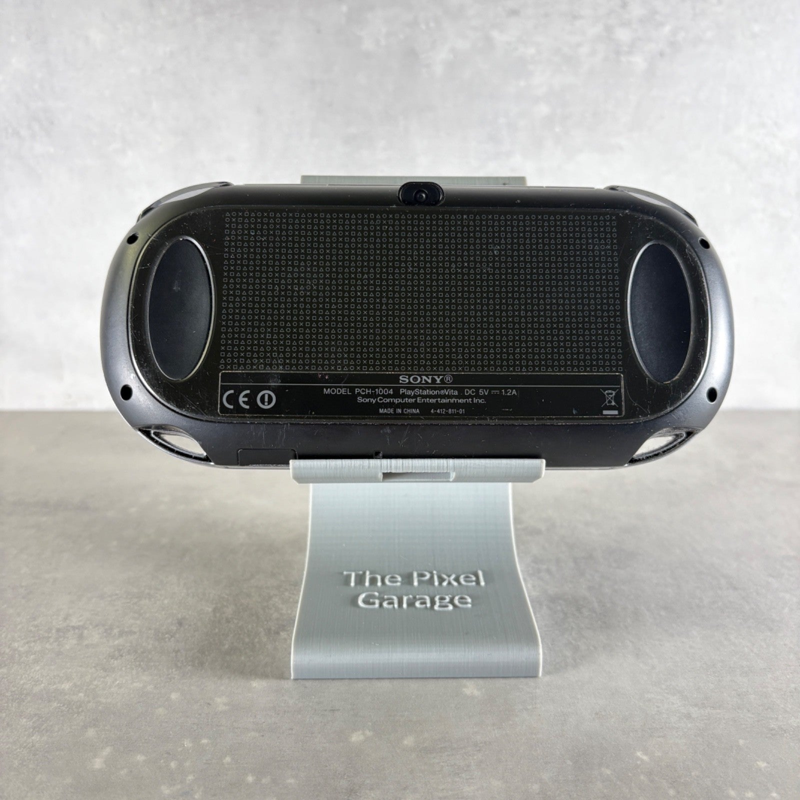 Sony PS VITA OLED PCH-1004 Nero  Console + Caricatore