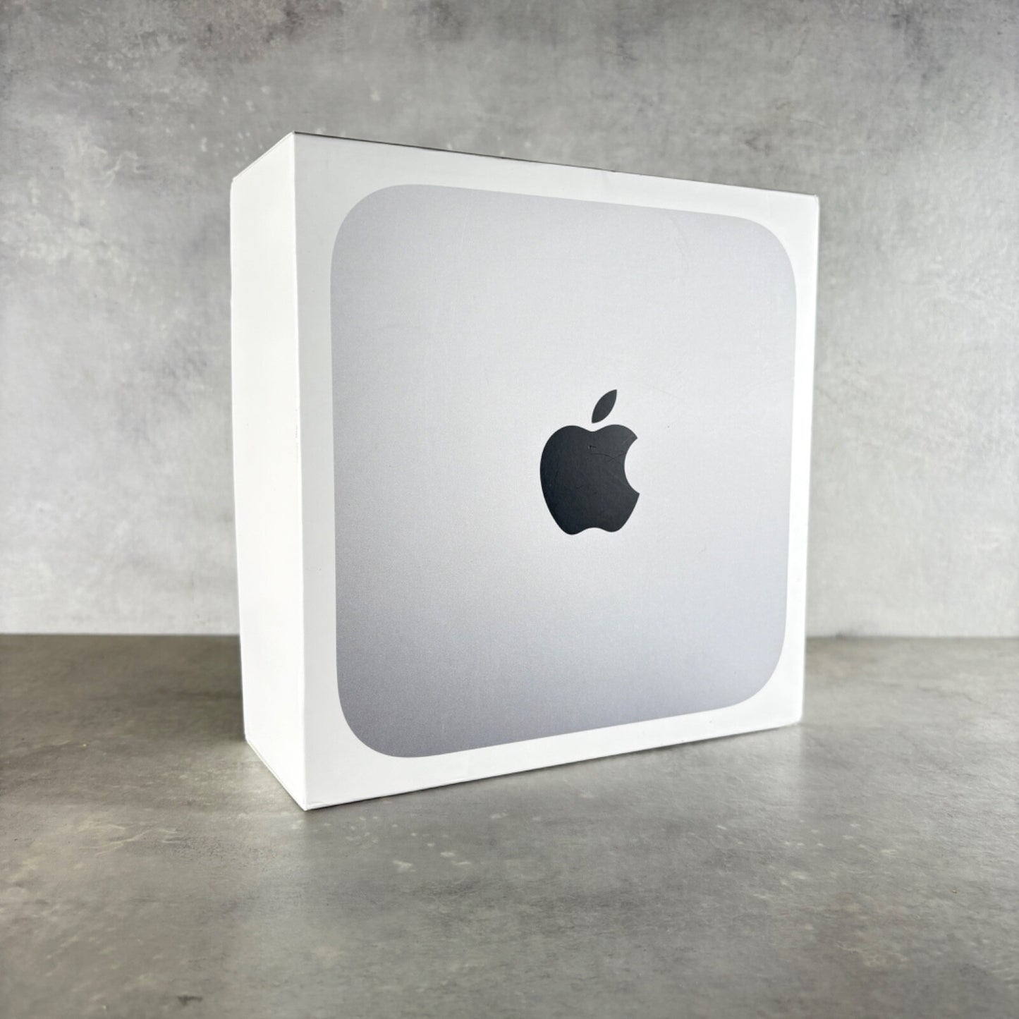 APPLE MAC MINI 2018 128GB SSD Intel quad core i3 3,6 GHz 8GB RAM Sequoia 15.0.1