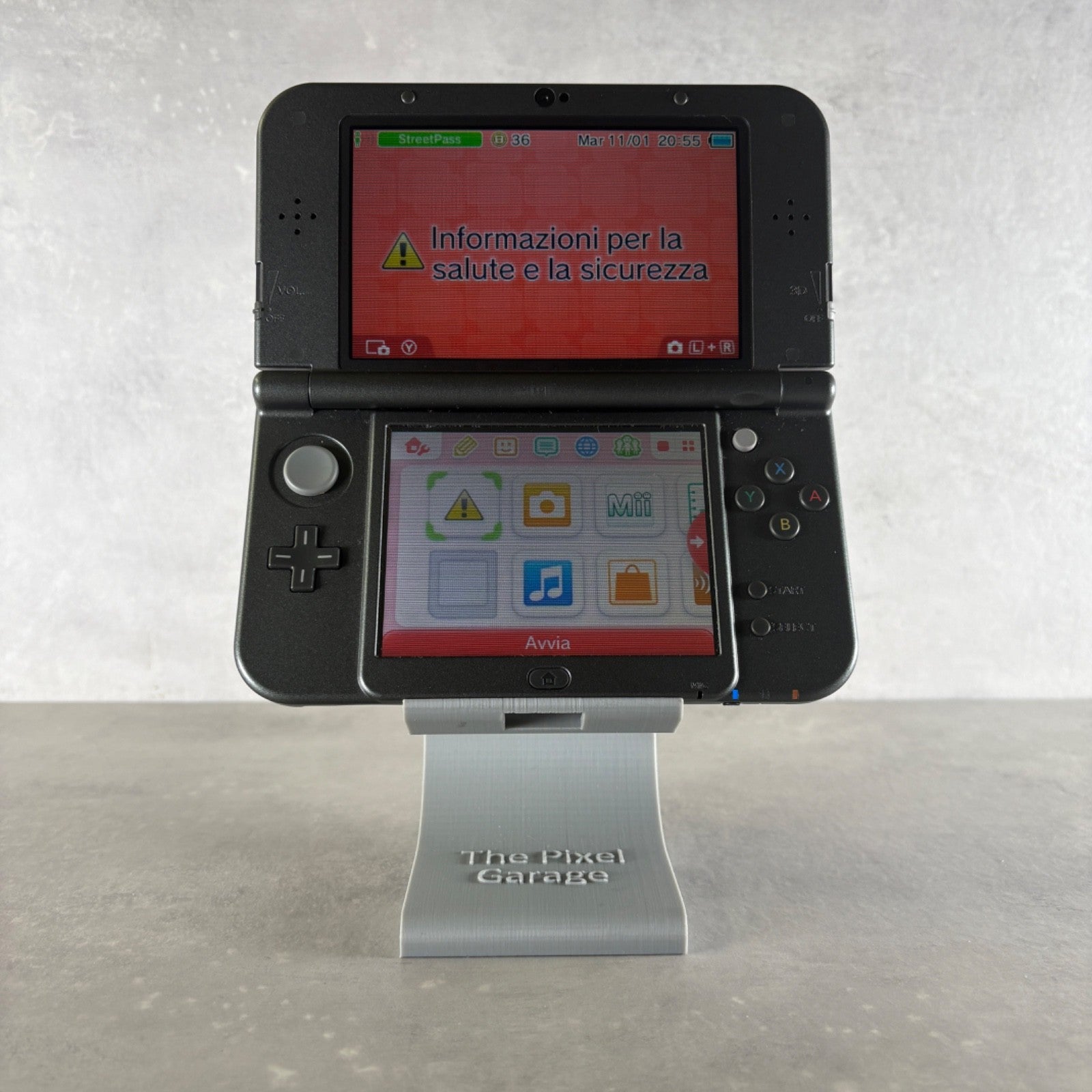 NEW NINTENDO 3DS XL CONSOLE Nero Con Scatola + Caricatore