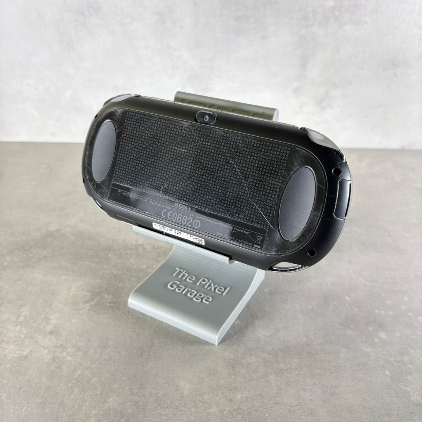 Sony PS VITA OLED PCH-1104 CONSOLE Nero + Caricatore