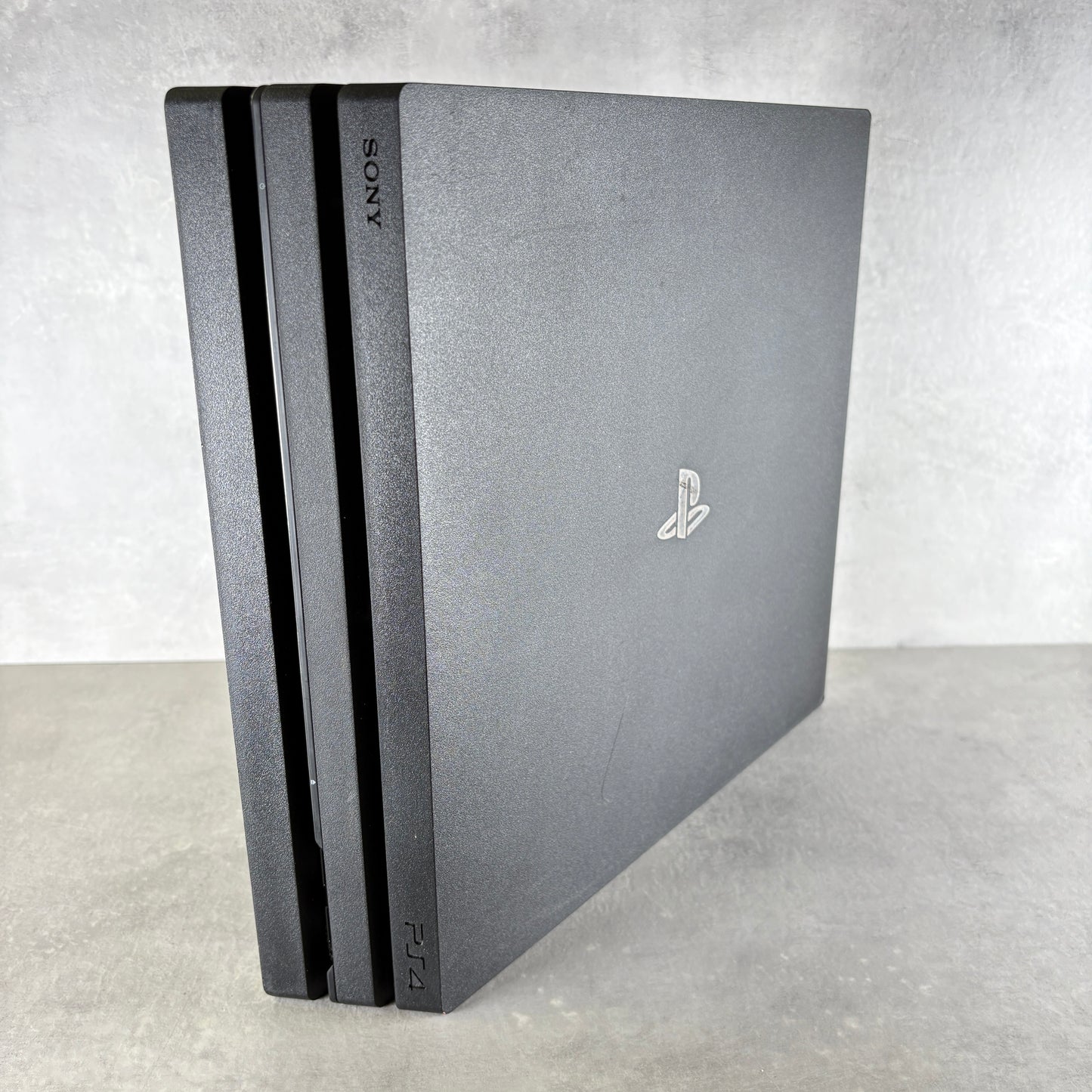 PLAYSTATION 4 PRO 1T CONSOLE CUH-7216B Nero Console + Cavi —FIRMWARE 9.03—