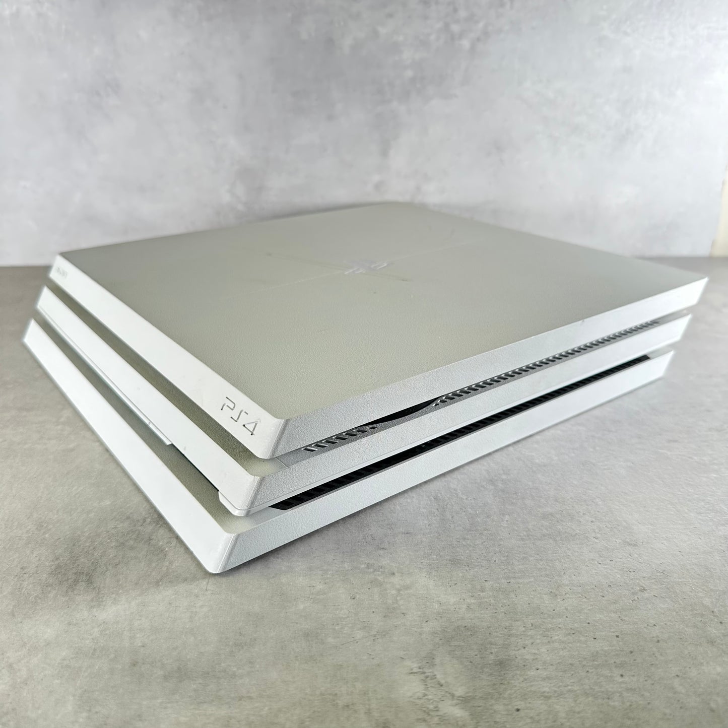 PLAYSTATION 4 PRO 1T CONSOLE Bianco + Controller e Cavi - FIRMWARE 9.51 -