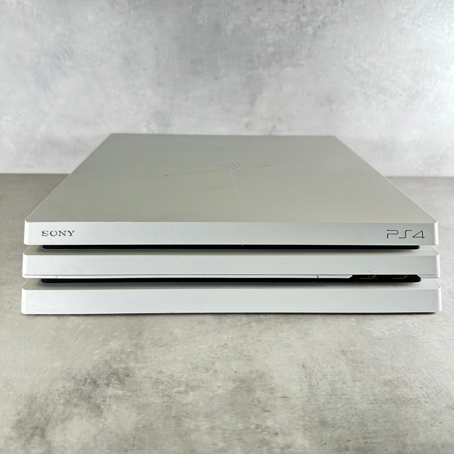 PLAYSTATION 4 PRO 1T CONSOLE Bianco + Controller e Cavi - FIRMWARE 9.51 -