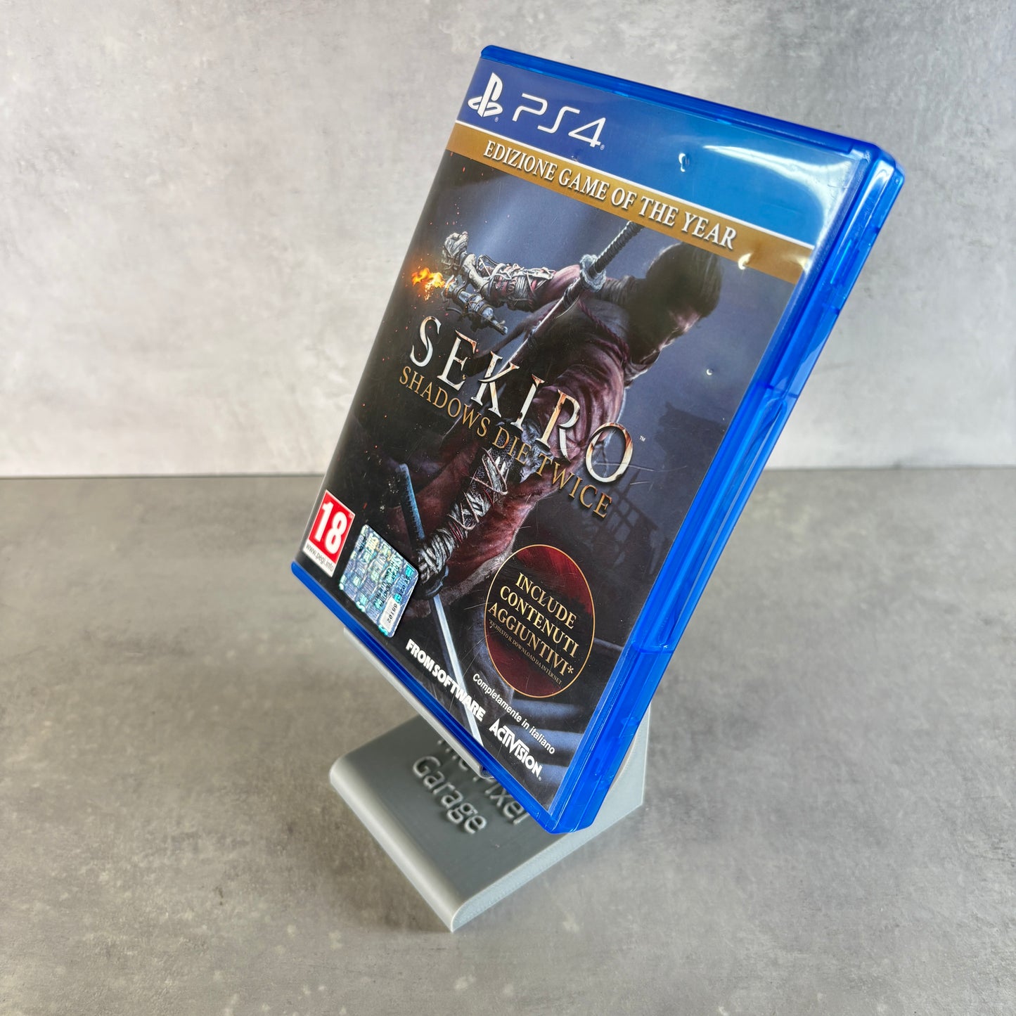 SEKIRO: Shadows Die Twice – PS4 (DLC Edition – Contenuti Aggiuntivi Inclusi) – Usato in Ottime Condizioni