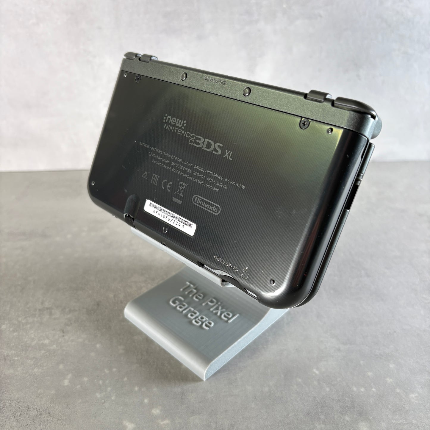 New Nintendo 3DS XL – Grigio Metallico/Nero (Usato) + Caricatore Compatibile