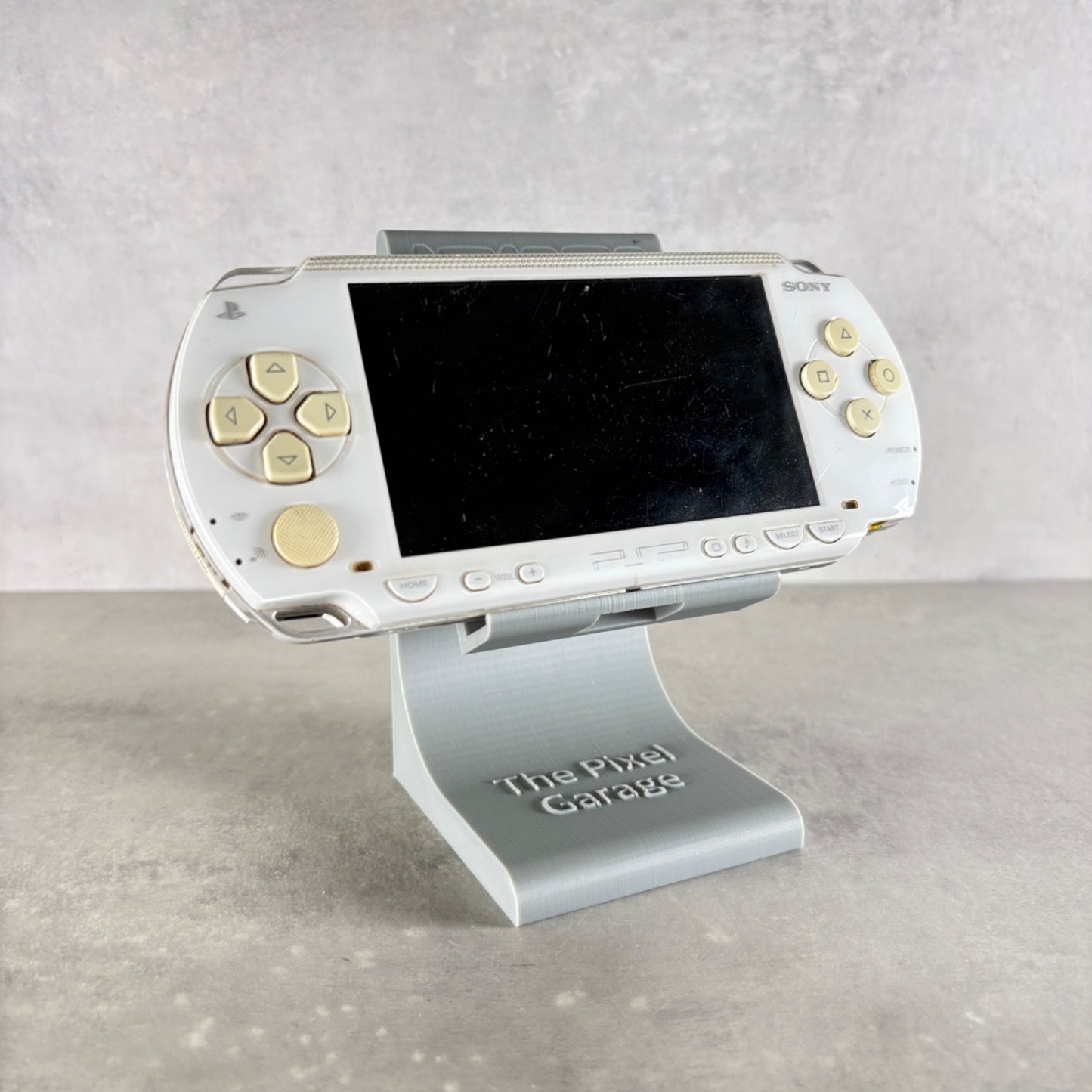 Sony PSP 1004 Bianco PLAYSTATION CONSOLE Con Caricatore E Giochi