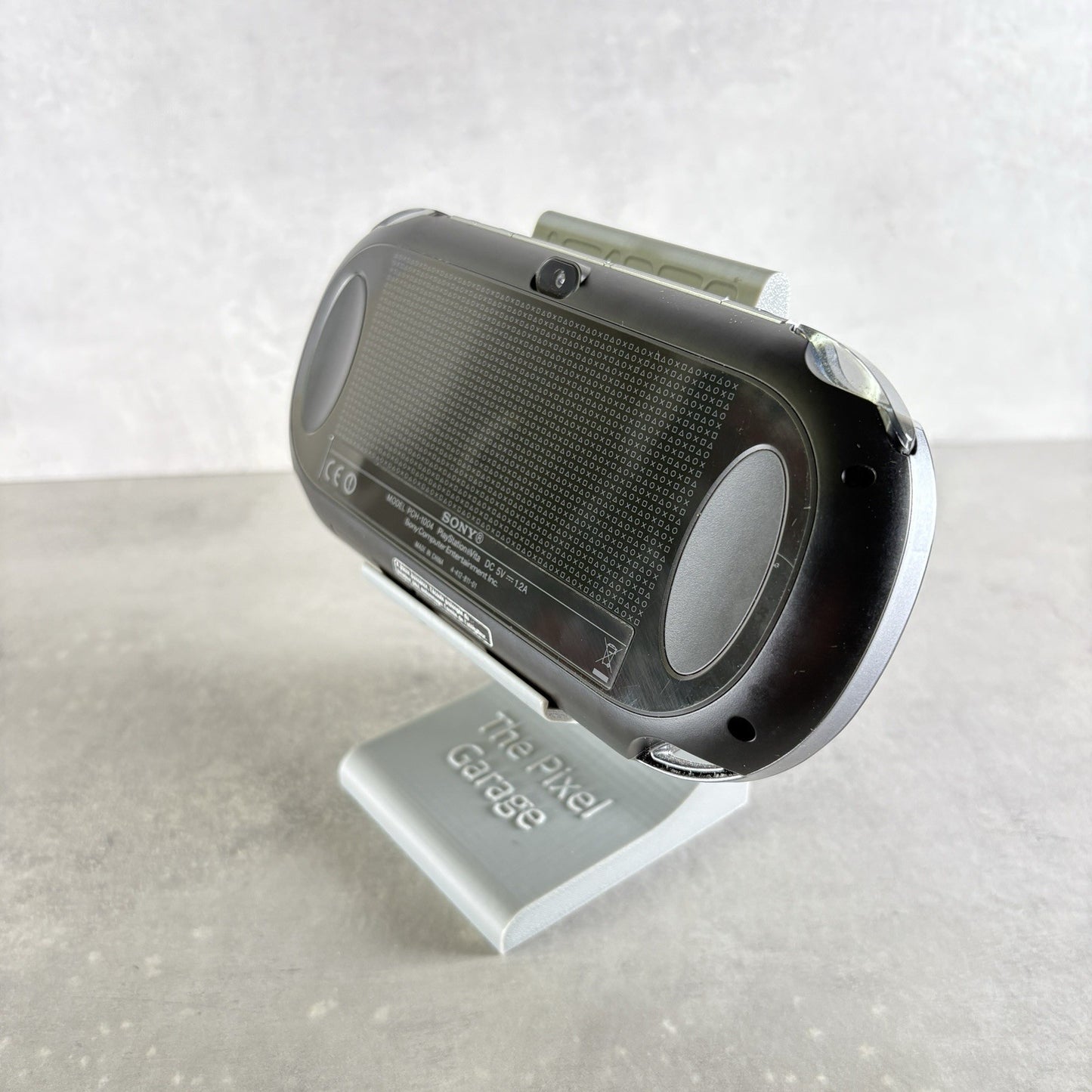 Sony PS VITA OLED PCH-1004 CONSOLE + Caricatore Mod Con Giochi