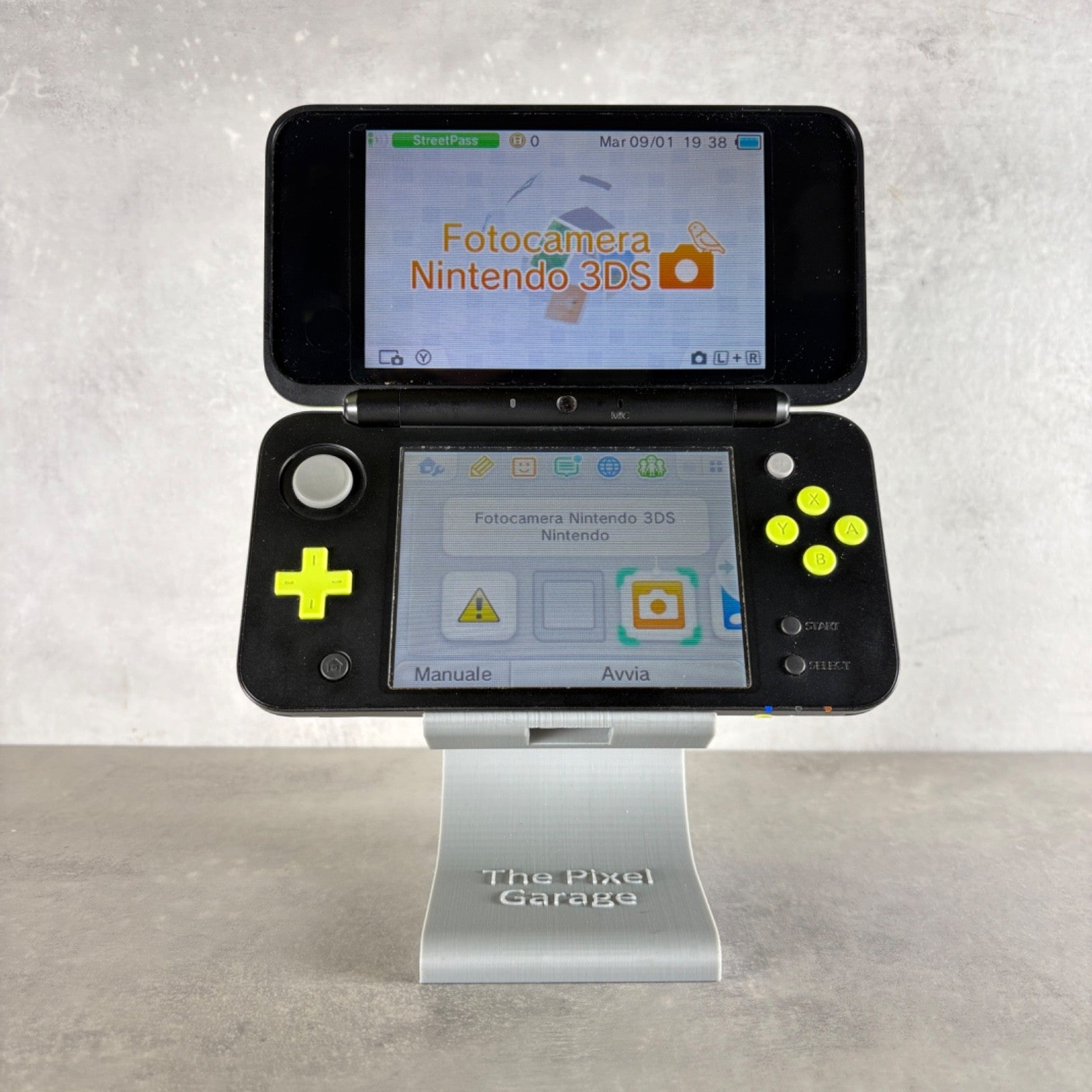 NEW NINTENDO 2DS XL CONSOLE Verde MARIO KART Edition + Caricatore e Gioco