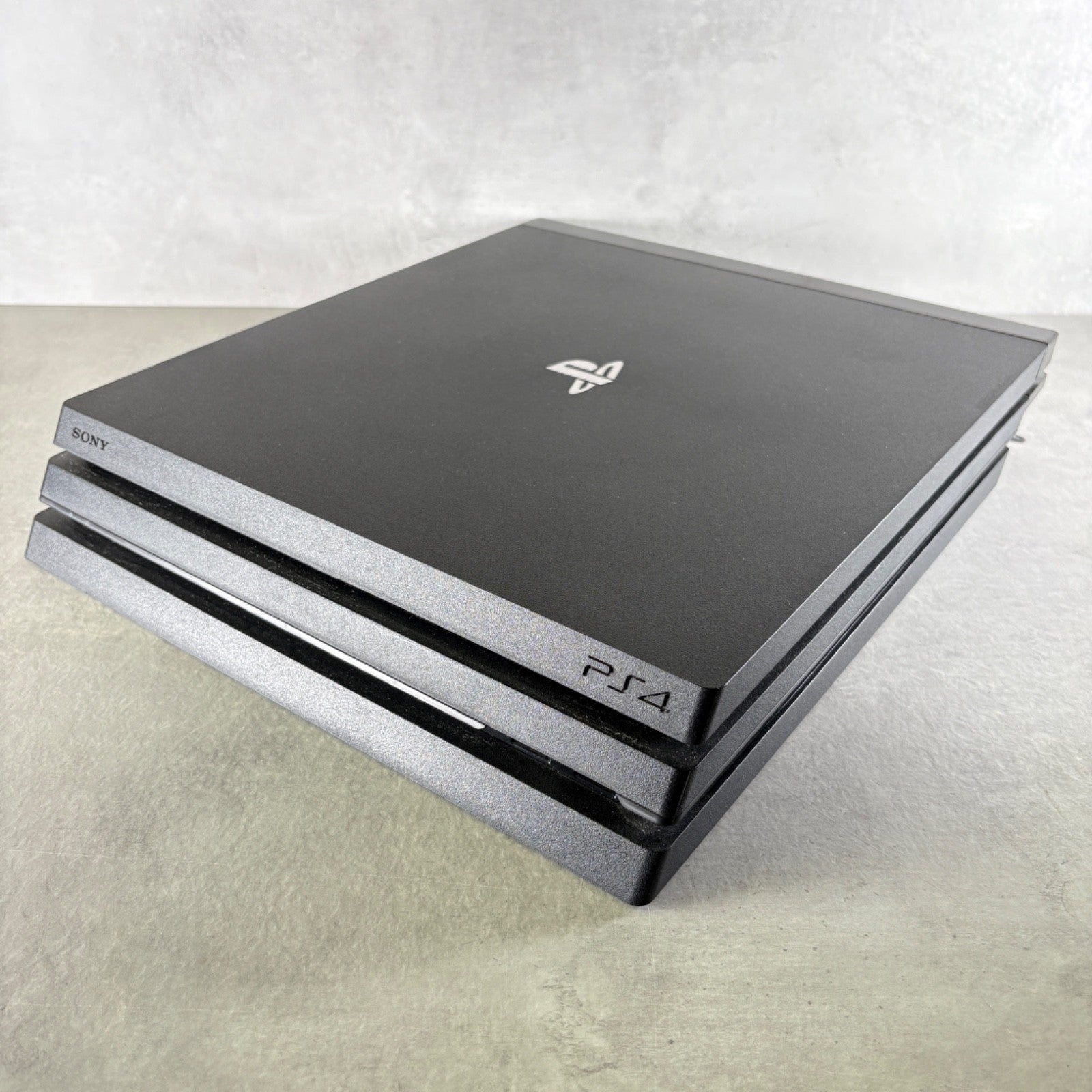 PLAYSTATION 4 PRO 1TB CONSOLE Nero Con Cavi e CONTROLLER —FIRMWARE 10.50—