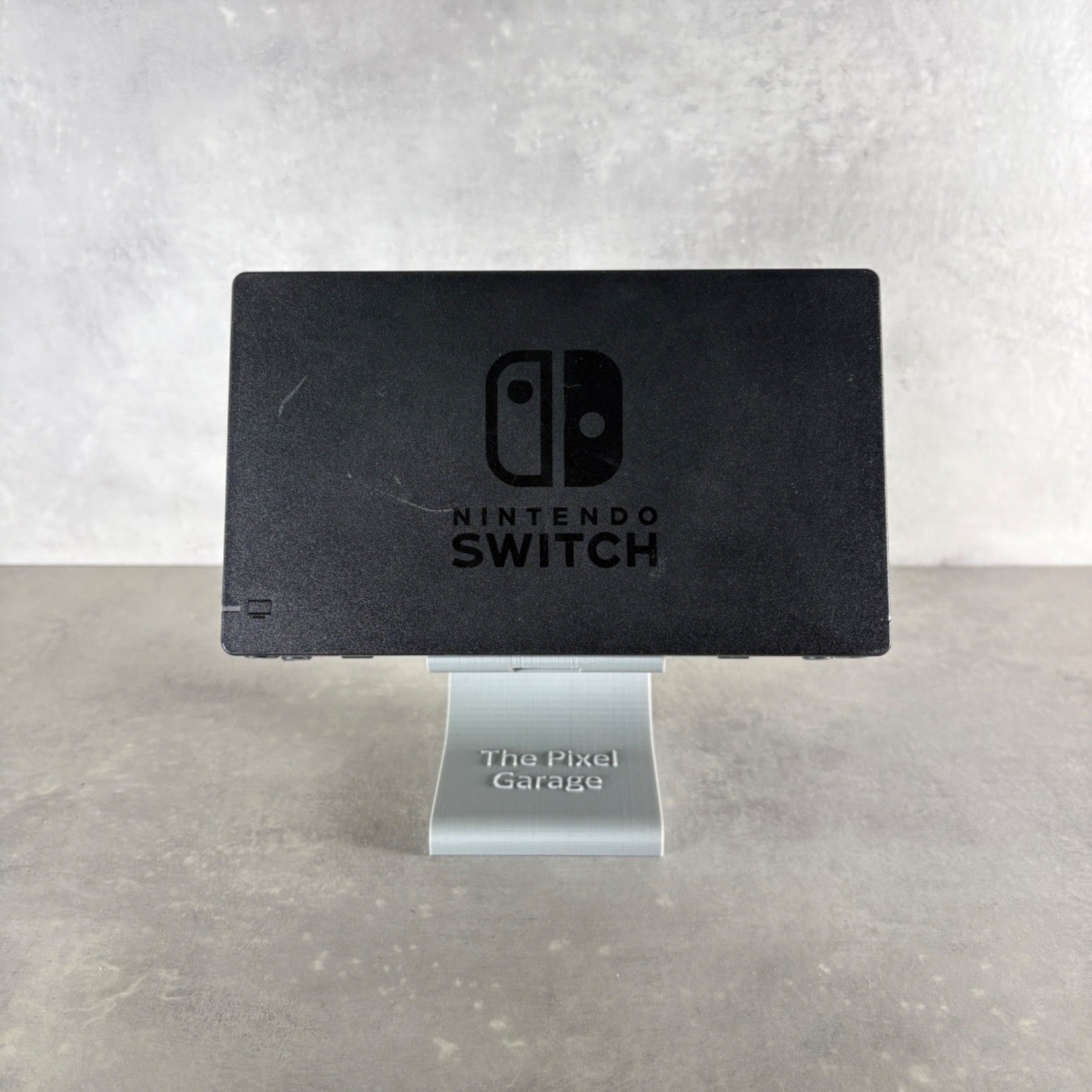 NINTENDO SWITCH CONSOLE Blu e Rosso SOLO Console + Dock Station