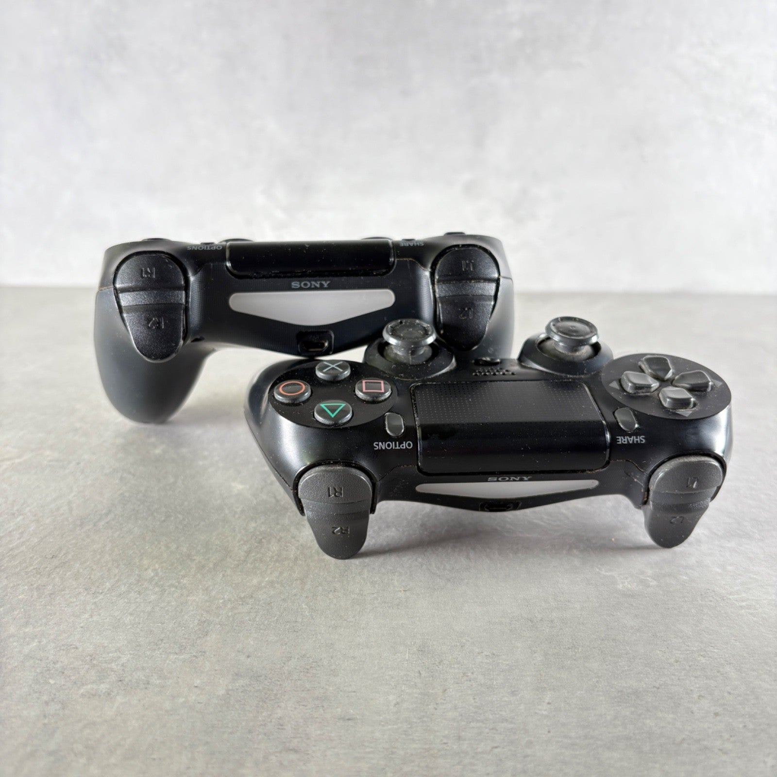 PLAYSTATION 4 PRO 1T CONSOLE Nero CONSOLE PS4 Con 2 CONTROLLER —FIRMWARE 9.04—