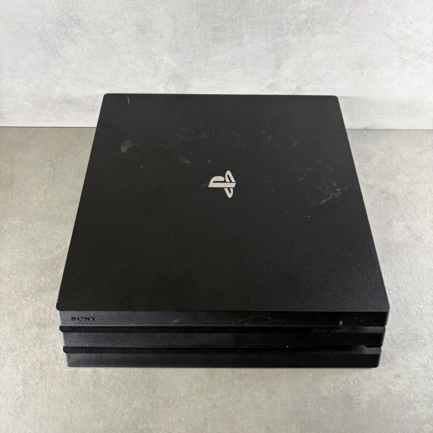 PLAYSTATION 4 PRO 1T CONSOLE Nero CONSOLE PS4 Con 2 CONTROLLER —FIRMWARE 9.04—