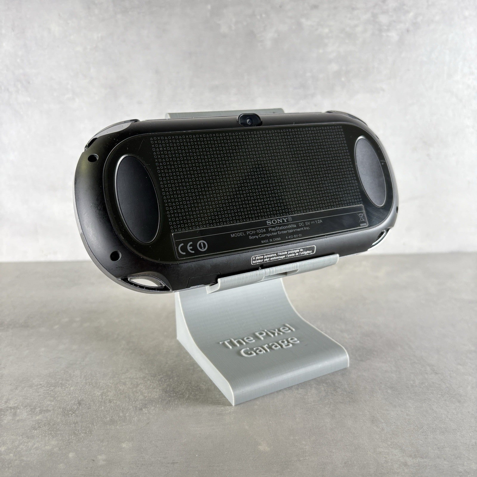 Sony PS VITA OLED PCH-1004 CONSOLE + Caricatore Mod Con Giochi