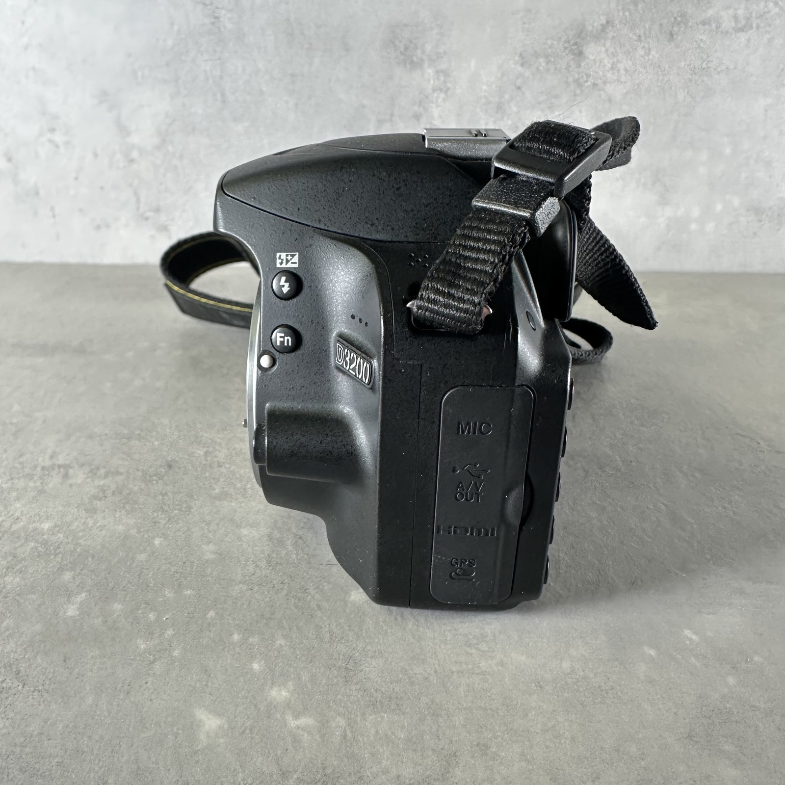 NIKON D3200 FOTOCAMERA Nero CORPO MACCHINA Con Accessori E Scatola