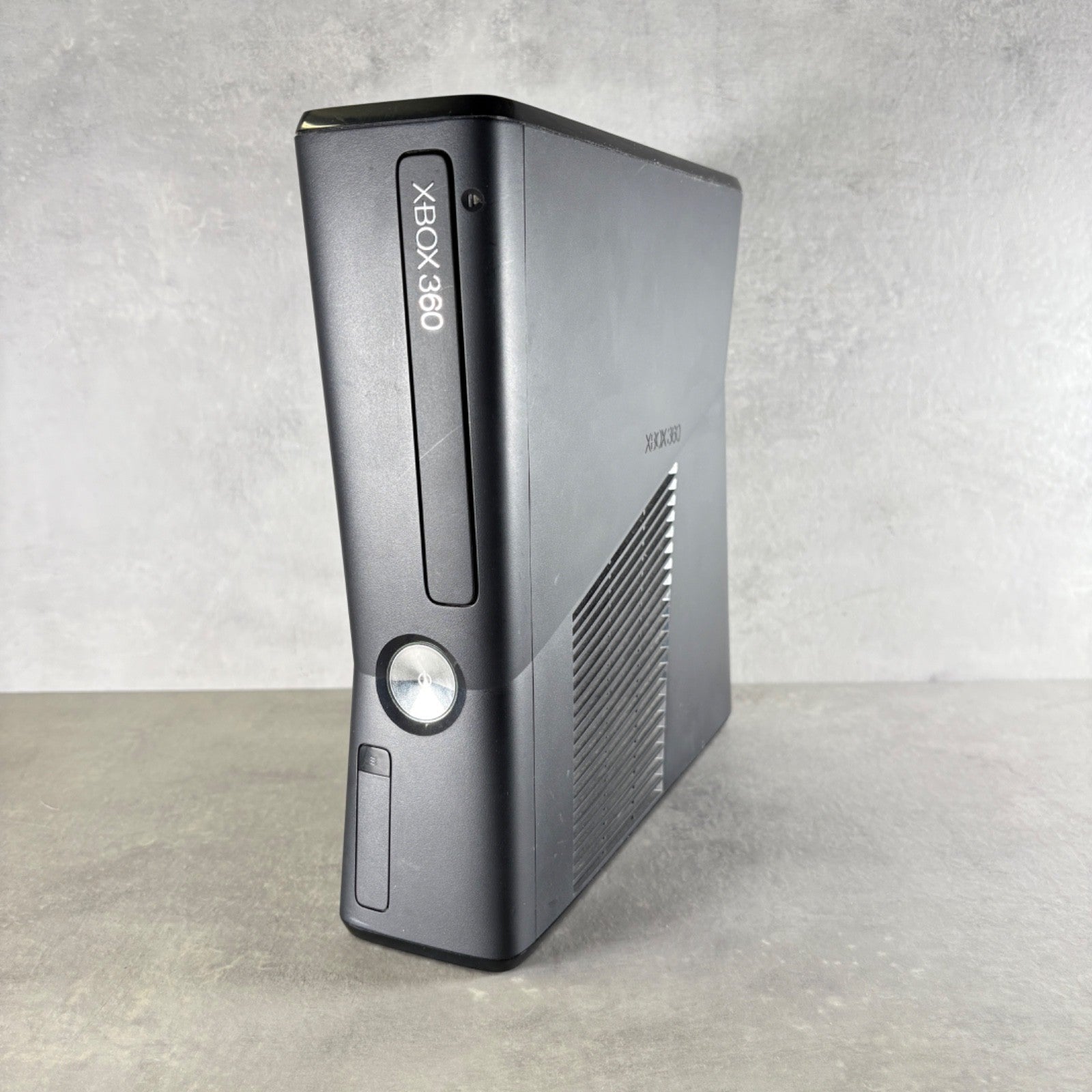 XBOX 360 S CONSOLE Microsoft + Cavi e CONTROLLER