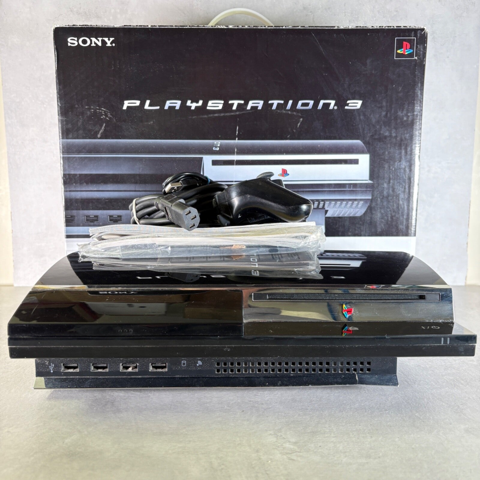 PLAYSTATION 3 RETROCOMPATIBILE Sony PS3 60GB Completa Di SCATOLA + CONTROLLER