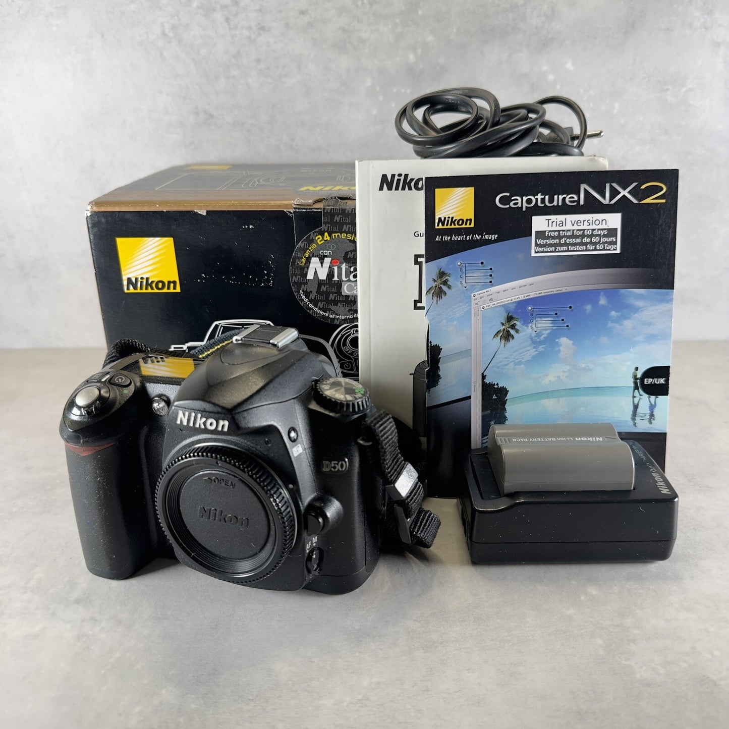 FOTOCAMERA NIKON D50 REFLEX Corpo Macchina COMPLETA di Accessori E Scatola