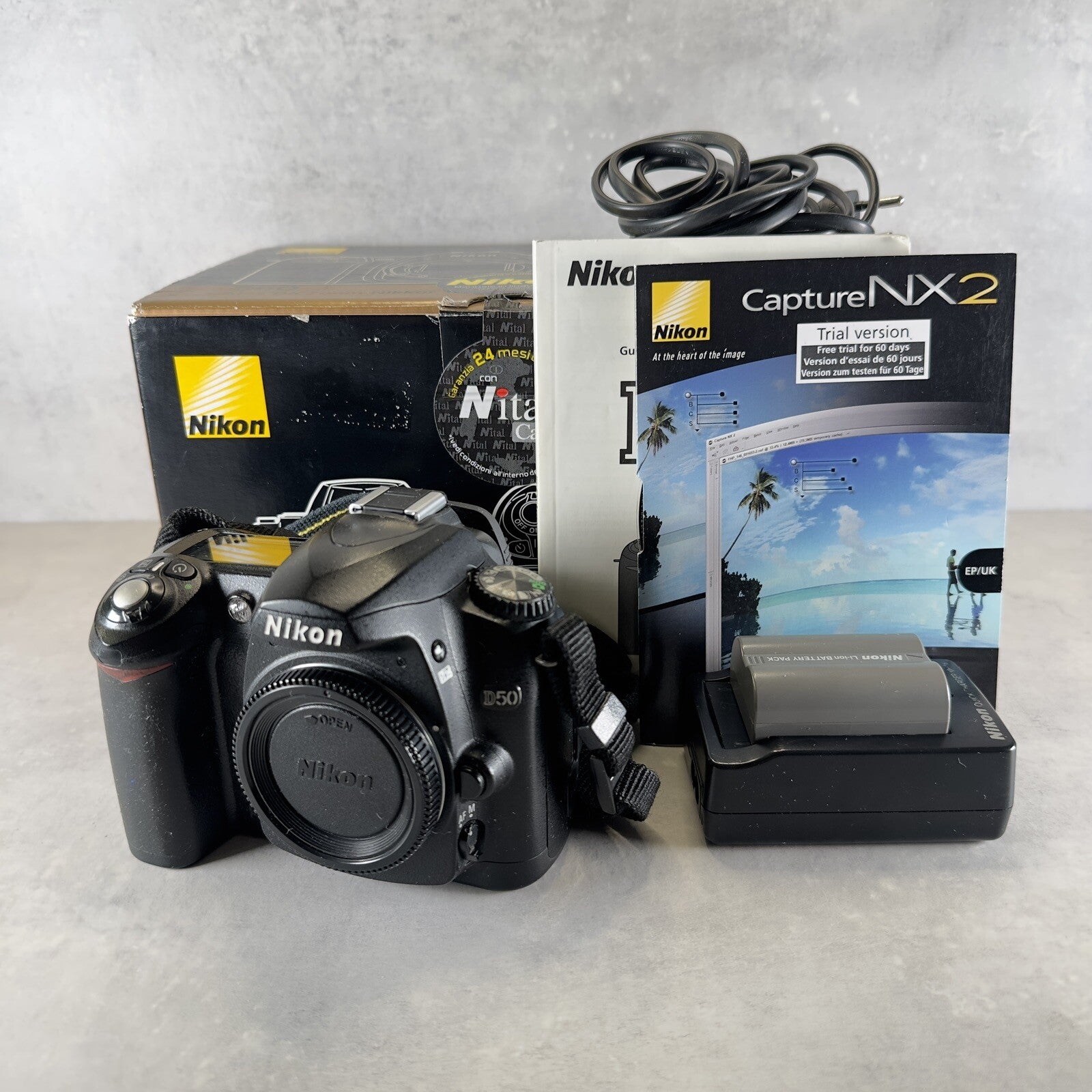 FOTOCAMERA NIKON D50 REFLEX Corpo Macchina COMPLETA di Accessori E Scatola