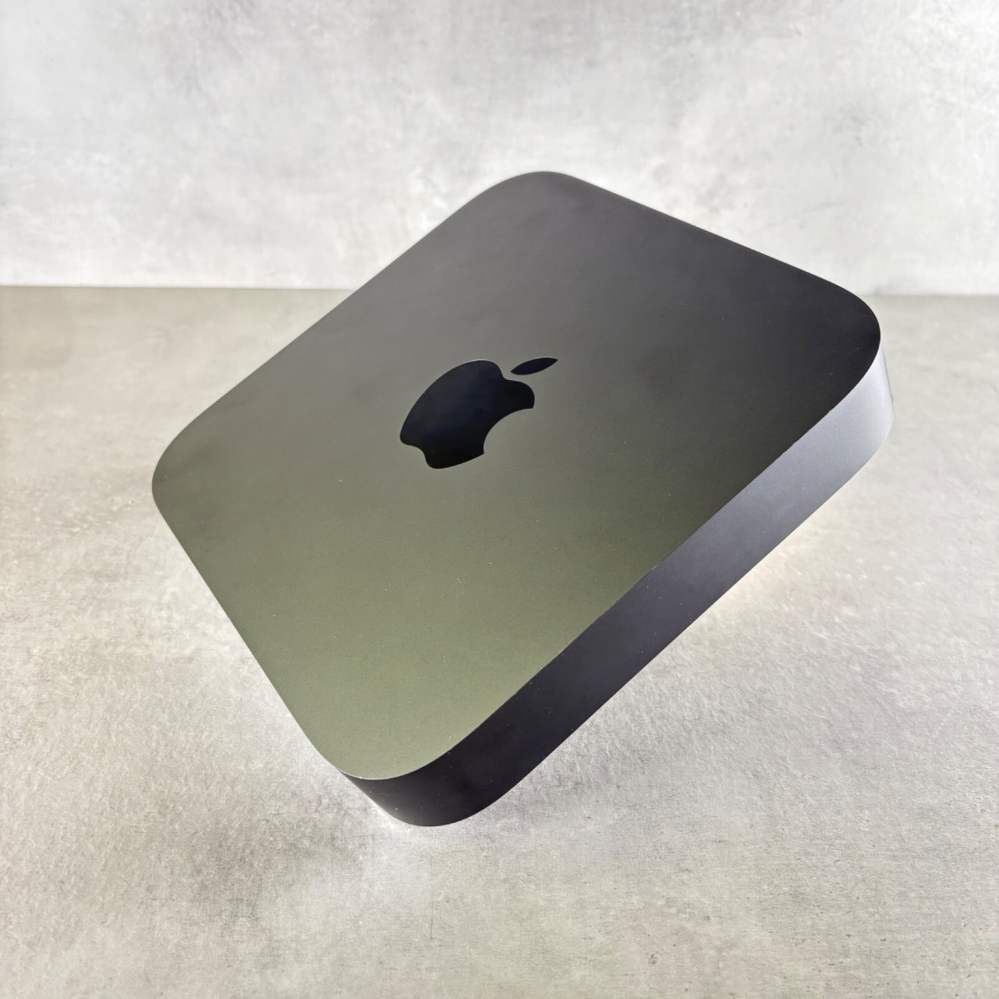 APPLE MAC MINI 2018 128GB SSD Intel quad core i3 3,6 GHz 8GB RAM Sequoia 15.0.1
