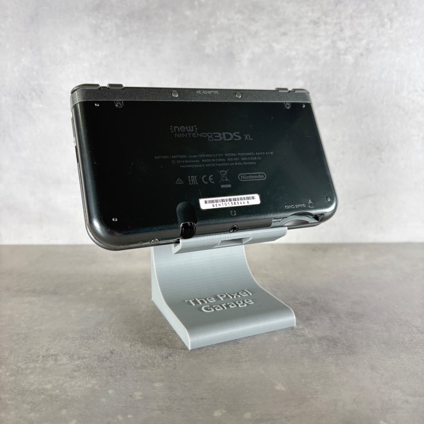 NEW NINTENDO 3DS XL CONSOLE Grigio/Nero + Caricatore E Giochi Kirby / Mario