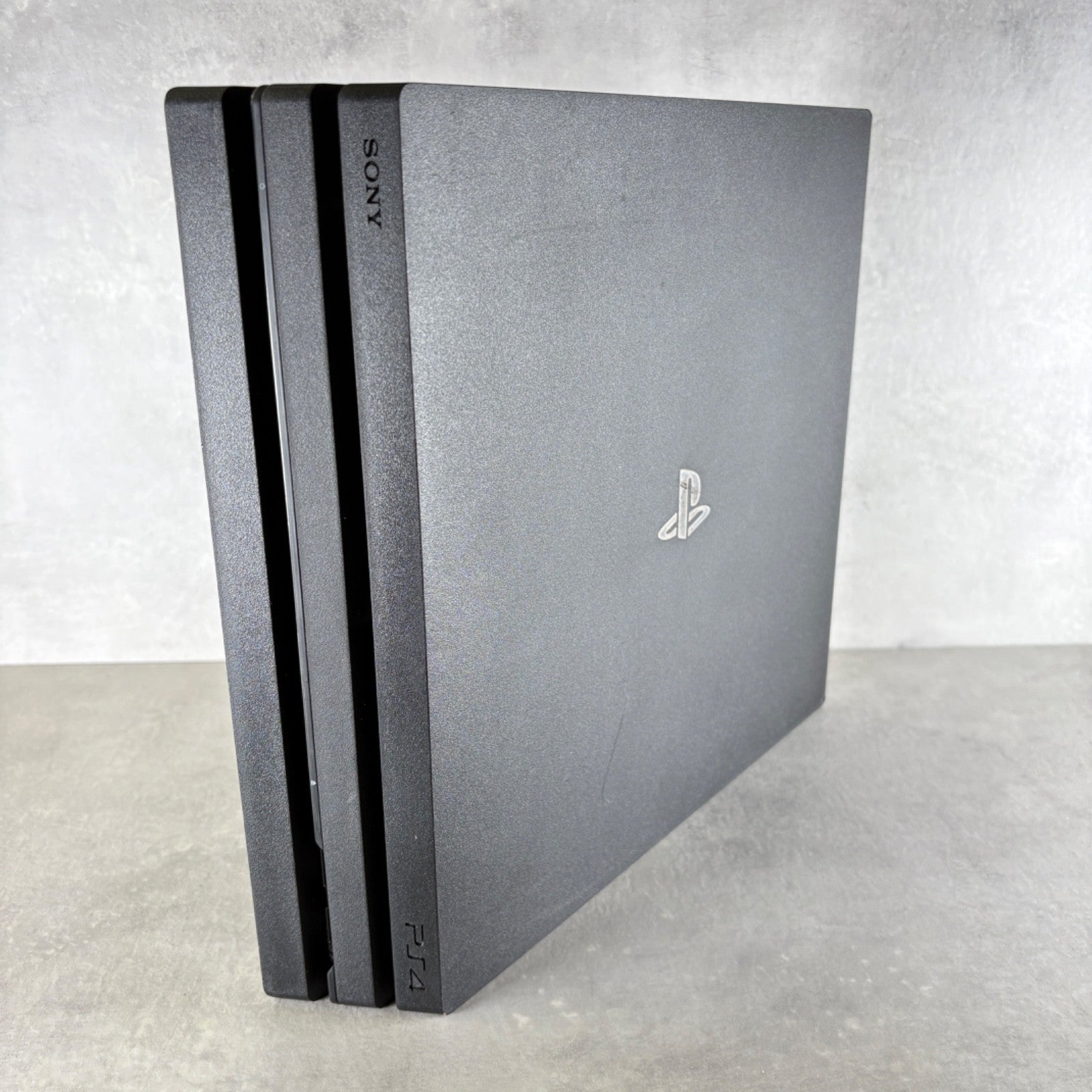 PLAYSTATION 4 PRO 1T CONSOLE PS4 CUH-7216B Nero Console + Cavi —FIRMWARE 9.03—
